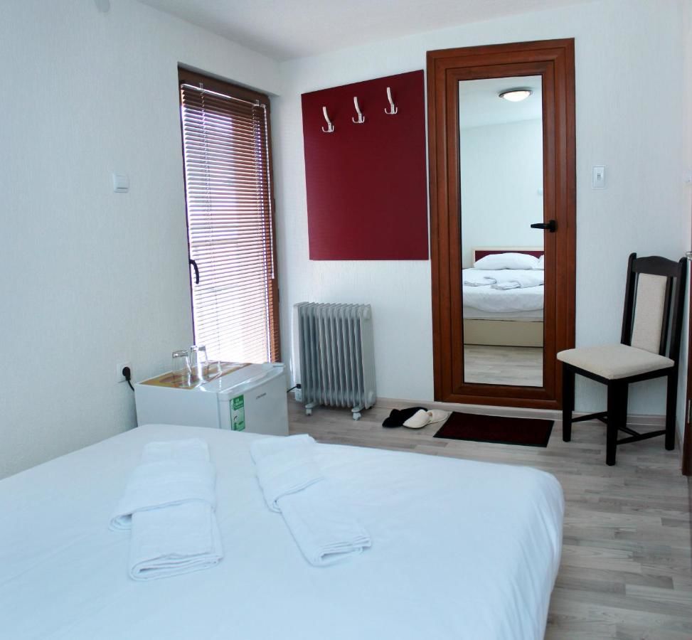 Отель Family Hotel Aleks Златоград-33