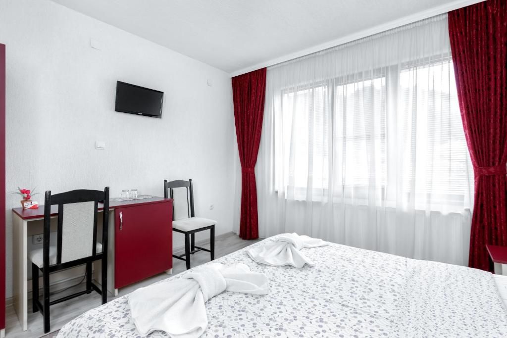 Отель Family Hotel Aleks Златоград-43