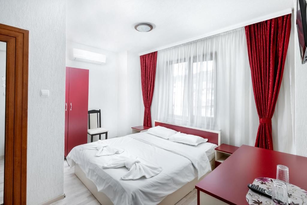 Отель Family Hotel Aleks Златоград-45